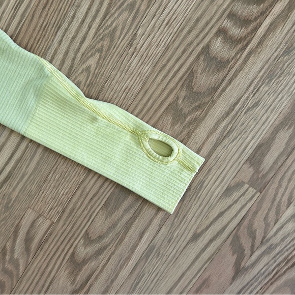SOLD Lululemon swiftly tech long sleeve - Picture 2 of 3